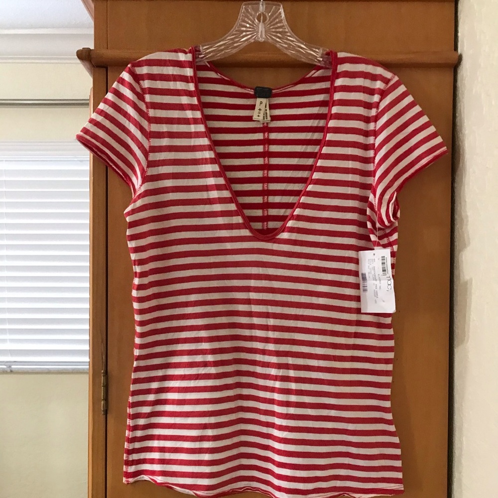 Urban outfitter tee shirt